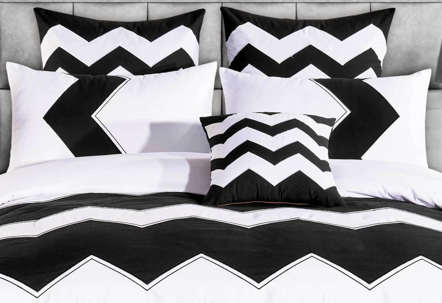 King Size 3pcs Black White Zig Zag Quilt Cover Set 5 King Size 3pcs Black White Zig Zag Quilt Cover Set - Image 3