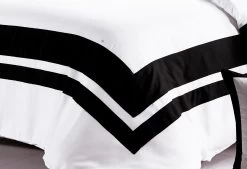 King Size Black And White Quilt Cover Set (3PCS) -Best Bedding Store V62 DS T00049K 02